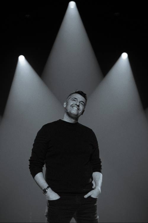 Arnaud Ducret, artiste chez Little Bros, société de production de spectacles vivants