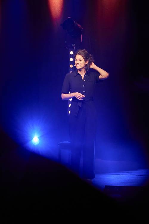 Lisa Perrio, artiste chez Little Bros, société de production de spectacles vivants